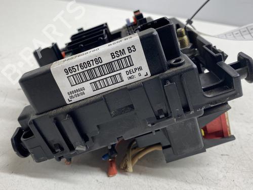 Used Fuse box Fuse box PEUGEOT 206 Hatchback (2A/C) [1998-2012] 27271567 27271567