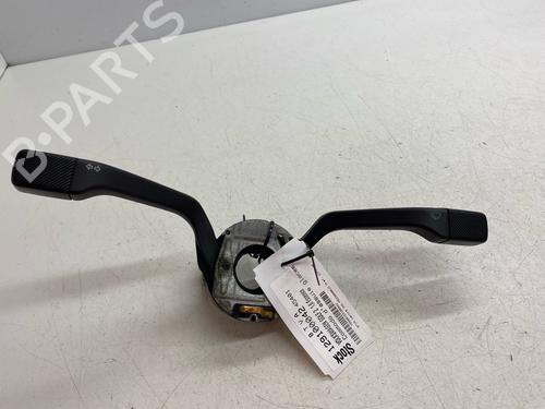 Licht + Raw Schakelaar Licht + Raw Schakelaar VW GOLF II (19E, 1G1) 1.6 (75 hp) 37458521 37458521