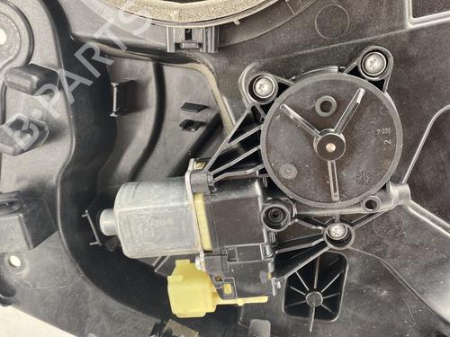 Used Front left window mechanism Front left window mechanism FORD FIESTA VI (CB1, CCN) [2008-2026] 32749285 32749285