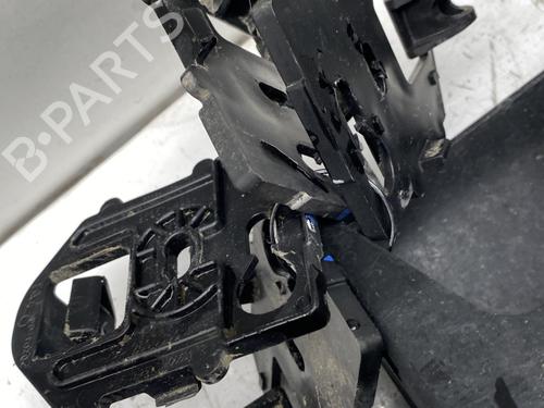 Rear bumper bracket CITROËN C3 Picasso (SH_) 1.6 HDI 90 | BP27819227C159 