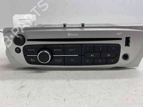 Used Radio RENAULT MEGANE III Hatchback (BZ0/1_, B3_) 1.6 dCi (BZ00, BZ12, BZ13) (130 hp) 30873802