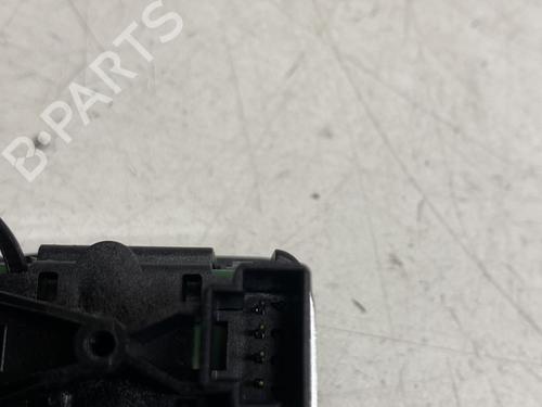 Used Right rear window switch Right rear window switch MERCEDES-BENZ C-CLASS T-Model (S204) C 220 CDI (204.202) (170 hp) 30822664 30822664