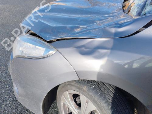 Brugte RENAULT MEGANE III Hatchback (BZ0/1_, B3_) 1.5 dCi (BZ0C) (90 hp) 4468987