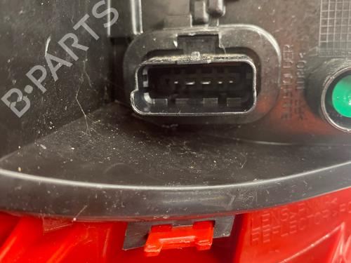 right-taillight-renault-clio-iii-br01-cr01-2005-2006-2007-2008-2009-2010-2011-2012-2013-2014-38512235 main image