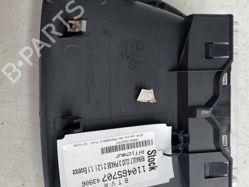 Used Display monitor Display monitor RENAULT CLIO III (BR0/1, CR0/1) [2005-2014] 31584255 31584255