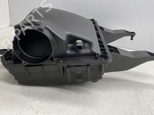 Used Air filter box Air filter box MERCEDES-BENZ SPRINTER 3,5-t Van (B906) 316 CDI (906.631, 906.633, 906.635, 906.637) (163 hp) 24651958 24651958