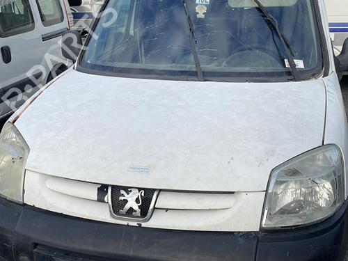 Front bumper PEUGEOT PARTNER Box Body/MPV (5_, G_) 1.9 D | BP22851705C7 