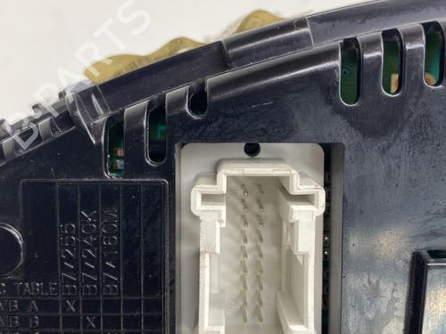 Instrument cluster CITROËN C4 II (NC_) 1.6 BlueHDi 120 | BP30752464C47