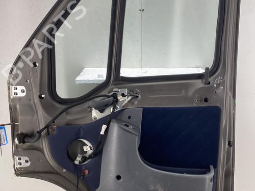 Right front door PEUGEOT BOXER Van (244) 2.8 HDi | BP29139484C3 