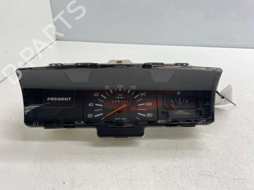 Used Instrument cluster Instrument cluster PEUGEOT 205 II (20A/C) 1.7 Diesel (60 hp) 34504943 34504943