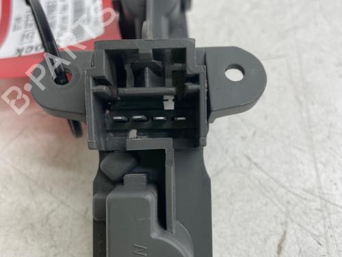 Used Lamp holder Lamp holder ALFA ROMEO 147 (937_) 1.6 16V T.SPARK (937.AXA1A, 937.AXB1A, 937.BXB1A) (120 hp) 40609922 40609922