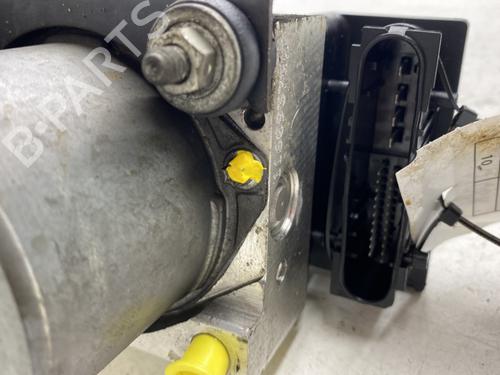 ABS pump HYUNDAI i30 Estate (FD) 1.6 CRDi | BP30680121M43 - Image 4