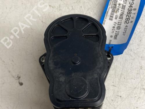 Electric handbrake PEUGEOT 3008 II SUV (MC_, MR_, MJ_, M4_) 2.0 BlueHDi 180 | BP28290154E5