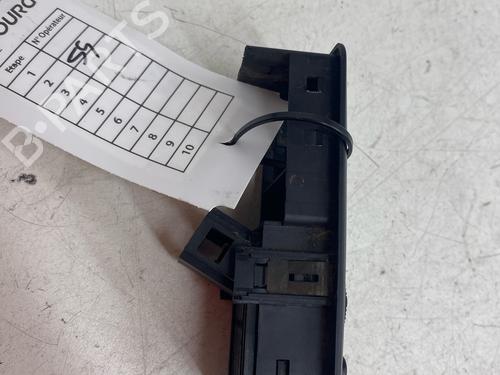 Used Mirror switch Mirror switch 38679629 38679629