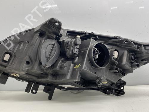 Used Right headlight Right headlight RENAULT LAGUNA III (BT0/1) 1.5 dCi (BT00, BT0A, BT0T, BT1J) (110 hp) 24233766 24233766