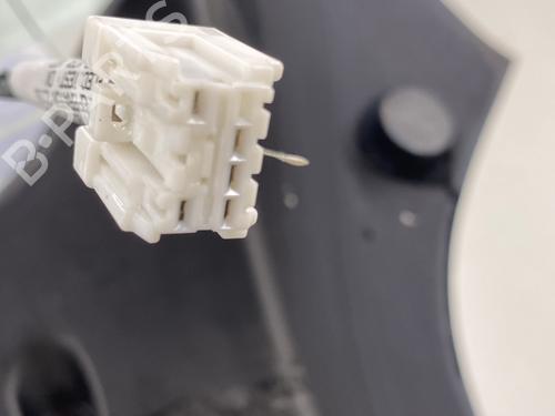 bootlid-window-renault-twingo-iii-bcm_-bca_-2014-33305404 main image