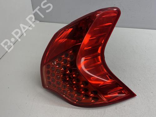 Used Right taillight Right taillight 32858607 32858607