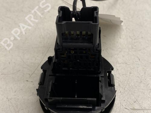 Used Warning switch Warning switch NISSAN X-TRAIL I (T30) 2.2 Di 4x4 (114 hp) 33118370 33118370