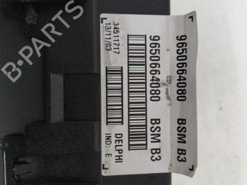 Sikringsdåse PEUGEOT 206 Hatchback (2A/C) 1.4 16V (88 hp) 22855039