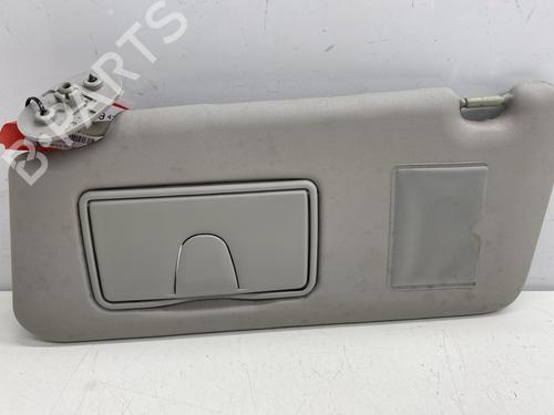 Venstre solskærm SUZUKI GRAND VITARA II (JT, TE, TD) 1.9 DDiS All-wheel Drive (JT419, TD44, JB419WD, JB419XD,... (129 hp) 33037675