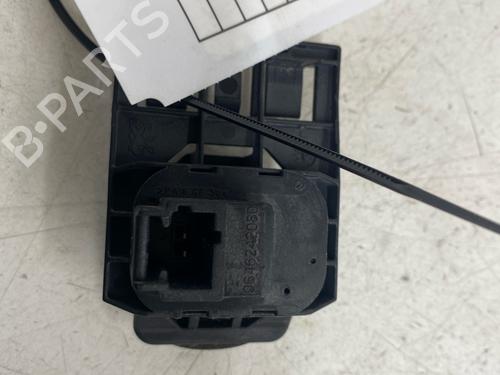Switch PEUGEOT 407 (6D_) 2.0 HDi 135 (6DRHRH, 6DRHRE, 6DRHRG, 6DRHRJ) | BP39663012I30 - Image 3