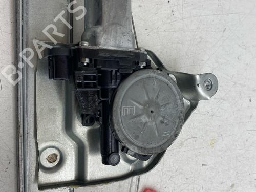 Used Front left window mechanism Front left window mechanism SUZUKI GRAND VITARA II (JT, TE, TD) 1.9 DDiS All-wheel Drive (JT419, TD44, JB419WD, JB419XD,... (129 hp) 39663206 39663206