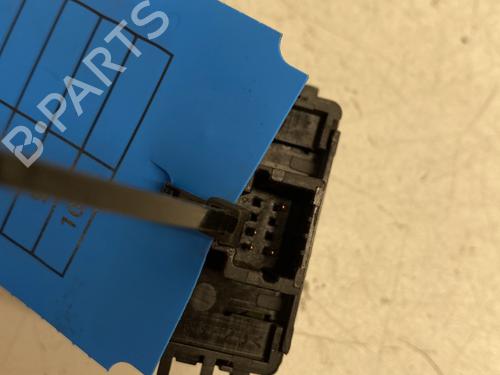 Used Switch Switch RENAULT MEGANE III Coupe (DZ0/1_) 1.6 dCi (DZ00, DZ12, DZ2A, DZ13) (130 hp) 34149034 34149034