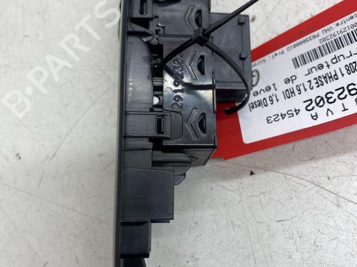Used Left front window switch Left front window switch 37202335 37202335