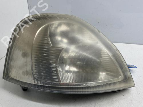 Used Right headlight RENAULT MASTER II Bus (JD) 1.9 dCi 80 (JD0P, JD1P) (82 hp) 30392724