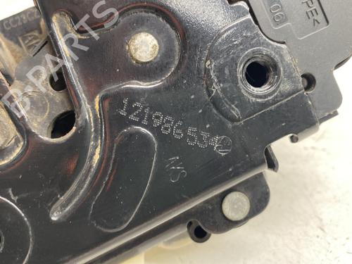 front-right-lock-vw-transporter-t5-van-7ha-7hh-7ea-7eh-2003-32711496 main image