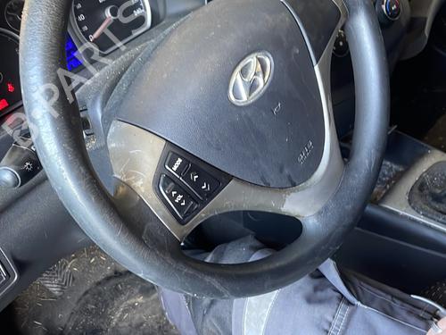 Right headlight HYUNDAI i30 (FD) 1.6 CRDi | BP22859773C29 