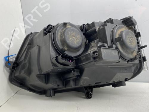 Used Right headlight Right headlight VW TRANSPORTER T5 Van (7HA, 7HH, 7EA, 7EH) 2.0 TDI (140 hp) 32711486 32711486