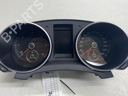 Used Instrument cluster VW GOLF VI (5K1) 1.6 TDI (105 hp) 26274432