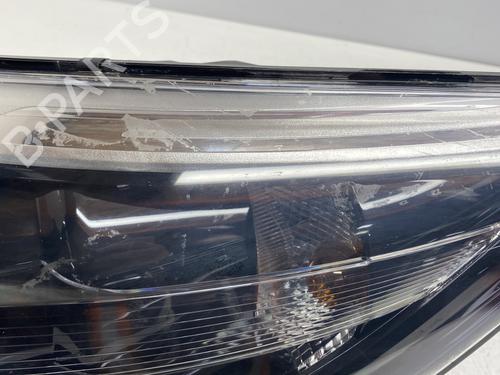 Left headlight RENAULT CAPTUR I (J5_, H5_) 1.5 dCi 90 (J5N4, J5M5, J5MW, J5M6, J5AL, J5AJ) | BP28015465C28 