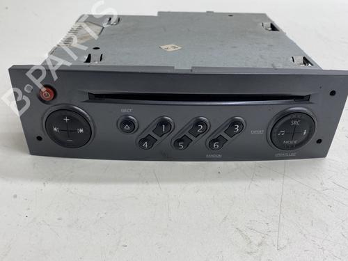 Used Radio RENAULT CLIO III (BR0/1, CR0/1) 1.5 dCi (BR17, CR17) (86 hp) 22858991