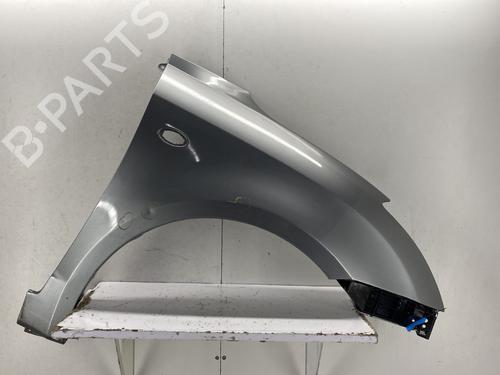 Używane Błotnik przedni prawy SUZUKI SWIFT III (MZ, EZ) 1.3 (RS413, ZC11S) (92 hp) 30859790