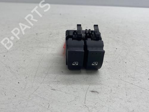 Used Switch RENAULT CLIO II (BB_, CB_) 1.5 dCi (B/CB07) (65 hp) 31887320