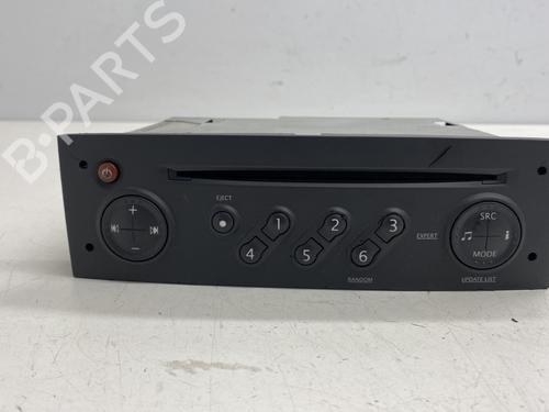 Used Radio RENAULT MEGANE II (BM0/1_, CM0/1_) 1.5 dCi (BM02, BM13, BM2A, CM02, CM13) (101 hp) 24657467