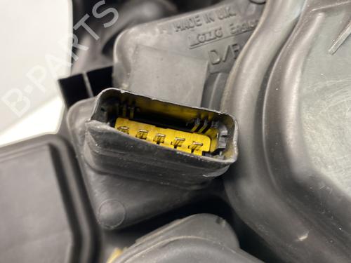 Used Right headlight Right headlight RENAULT VEL SATIS (BJ0_) 3.0 dCi (BJ0J, BJ0N) (177 hp) 22857380 22857380