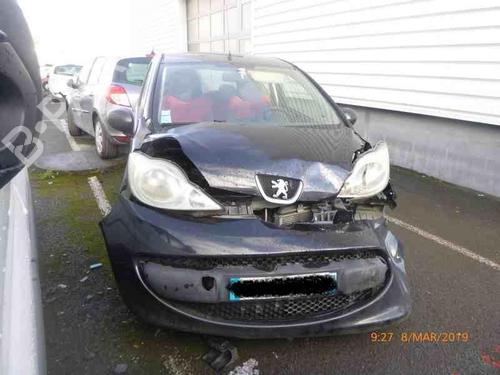 Right taillight PEUGEOT 107 (PM_, PN_) 1.0 | BP22854226C35 