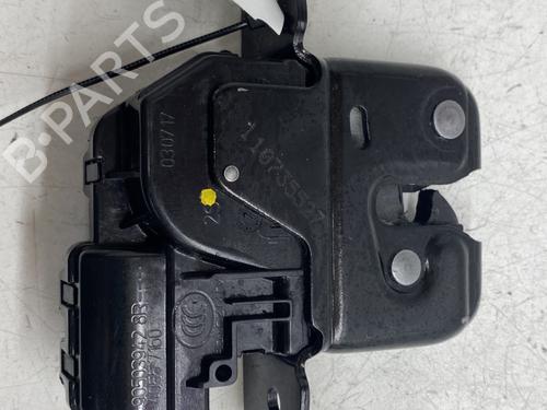 Used Tailgate lock PEUGEOT 3008 II SUV (MC_, MR_, MJ_, M4_) 1.2 THP/ PureTech 130 (MRHNSM, MRHNSU, MRHNSJ, MRHNYW,... (131 hp) 28414053