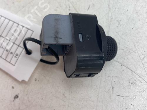Mirror switch FIAT 500L (351_, 352_) 1.4 (199LYB1B) | BP39970079I25 - Image 4