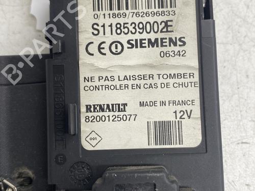 Card reader RENAULT GRAND SCÉNIC II (JM0/1_) 2.0 dCi (JM1K) | BP28015582E4 
