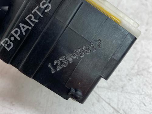 Steering column stalk RENAULT TWINGO III (BCM_, BCA_) 0.9 TCe 95 | BP37471967I23 - Image 2