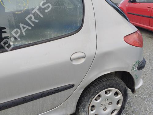 Right taillight PEUGEOT 206 Hatchback (2A/C) 1.4 i | BP31967004C35 