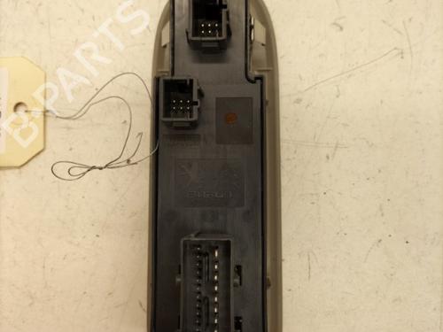 Used Left rear window switch Left rear window switch CITROËN C5 III Break (RW_) 2.0 HDi 180 (181 hp) 22861986 22861986