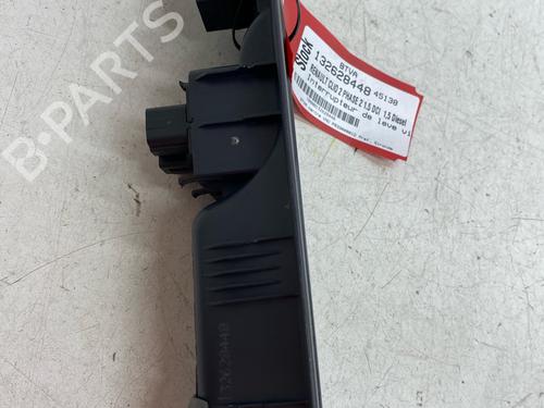 Used Left front window switch Left front window switch RENAULT CLIO II (BB_, CB_) 1.5 dCi (B/CB07) (65 hp) 39420916 39420916