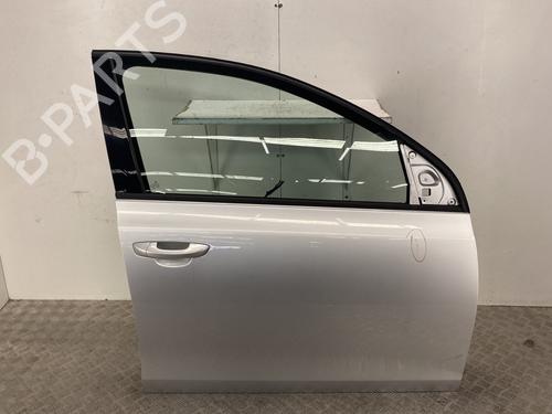 Used Right front door VW GOLF VI (5K1) 1.6 TDI (105 hp) 26274423