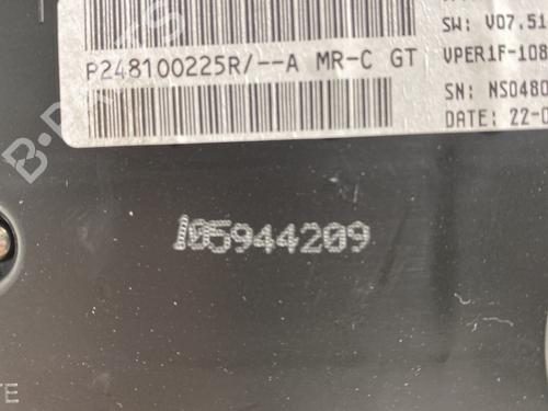 instrument-cluster-renault-megane-iv-hatchback-b9amn_-2015-26240495 main image