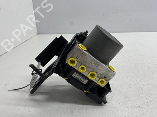 Used ABS pump OPEL MERIVA A MPV (X03) 1.6 16V (E75) (100 hp) 32008245